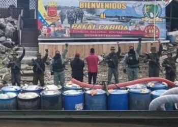 Militares venezolanos detienen a dos hombres por presunta vinculación con minería ilegal