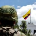 Detienen a peruanos y venezolanos en un operativo contra minería ilegal en Ecuador