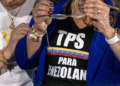 EE.UU. pide a más de 250.000 venezolanos "prepararse" para salir del país en noviembre