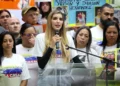 Autoridades venezolanas reciben a 300 migrantes en un vuelo procedente de Estados Unidos