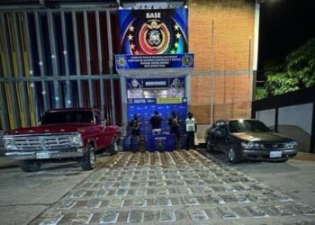 Militares venezolanos detienen a un hombre con 77 kilos de marihuana en estado fronterizo