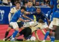 El Barcelona remonta en Oviedo para seguir a dos puntos del Real Madrid
