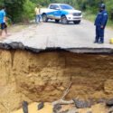 Reportan el colapso de una alcantarilla en el sector La China del municipio Bolívar