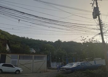Nueva falla eléctrica dejó sin luz a varias viviendas de la zona alta de Bello Monte