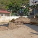 Vecinos solicitan apoyo a la alcaldía para remover exceso de lodo en cancha de Bello Monte