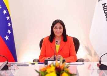 Delcy Rodríguez propone suspender acuerdos sobre gas con Trinidad y Tobago