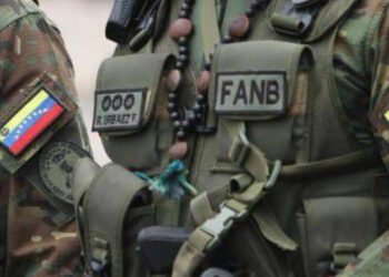 Fuerza Armada acusa a la "ultraderecha" de pedir "ataque militar" de EE.UU.