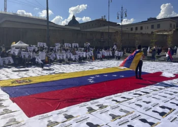 Los primeros santos de Venezuela unen en la fe a un país dividido por la crisis política