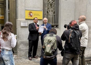 Opositores denuncian a Diosdado Cabello en España y piden protección al Gobierno