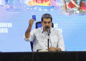 Maduro anunció nuevos ejercicios militares en las costas de Venezuela por 72 horas