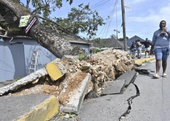 El huracán Melissa deja a su paso por el Caribe 32 muertos y un rastro de destrucción