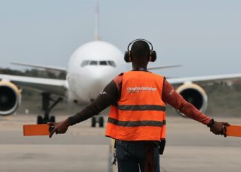 Llegan a Venezuela 312 migrantes repatriados desde EE.UU., entre ellos dos niños