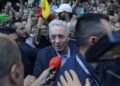 Un tribunal de segunda instancia tumba la condena de cárcel del expresidente de Colombia Álvaro Uribe