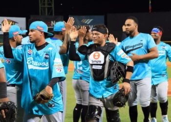 Bravos lució su artillería para vencer a Caribes en Puerto La Cruz