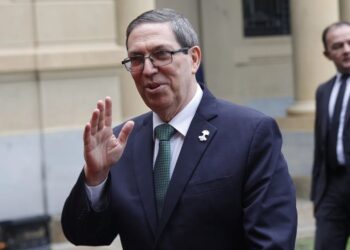 Cuba denuncia ante los No Alineados el "peligroso despliegue militar" de EEUU en el Caribe