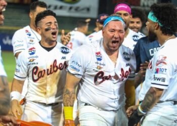 Jesús Sucre cerró con broche de oro la semana de un inspirado Caribes