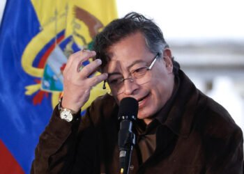 Petro acusa a EEUU de actuar como "régimen de opresión" tras imponer sanciones financieras