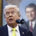 Trump bromea que tras ataques a botes cerca de Venezuela "ya nadie quiere entrar al agua"