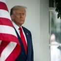 Trump anuncia que EE.UU. hundió otro barco con seis "narcoterroristas" en el Caribe (+Video)