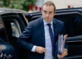 Macron vuelve a nombrar a Lecornu como primer ministro