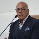 Venezuela alerta a EEUU de plan para poner "explosivos letales" en su embajada en Caracas
