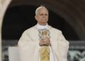 El papa pide afrontar los problemas de la vida siguiendo ejemplo de los santos venezolanos