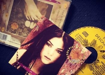 Shakira celebra 30 años de 'Pies descalzos', álbum que la llevó a estrellato internacional