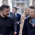 La princesa Ana visita Ucrania en apoyo de las víctimas infantiles de la guerra