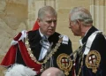 El príncipe Andrés de Inglaterra renuncia a todos sus títulos reales