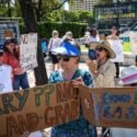 El 74 % de los votantes en Miami rechaza ceder un terreno público a la biblioteca de Trump