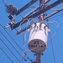 Vecinos de Periquito en Andrés Mata llevan 11 días sin electricidad por la quema de un transformador