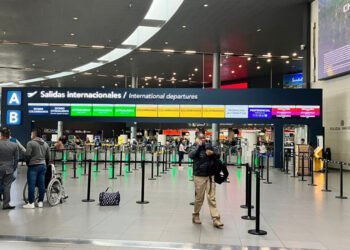 Colombia se convierte en la ruta de salida para pasajeros varados en Venezuela