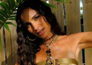 Isadora Figueroa, la hija de Chayanne, vive «el sueño» de su vida al lanzar su primer álbum