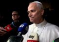 El papa pide "buscar el diálogo" para resolver las tensiones entre EE.UU. y Venezuela