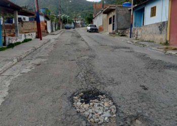 Voz Comunitaria | Fallas en recolección de basura y falta de agua complica la vida de residentes de Terrazas de Pozuelos