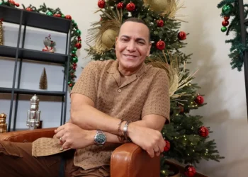 Víctor Manuelle se distancia de la salsa para crear nuevos éxitos de estilo navideño