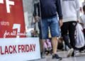 Consumidores de EEUU compran en línea 11.800 millones de dólares durante el Black Friday