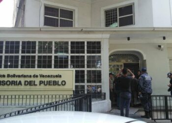 Secuestran a cinco militares colombianos en municipio fronterizo con Venezuela