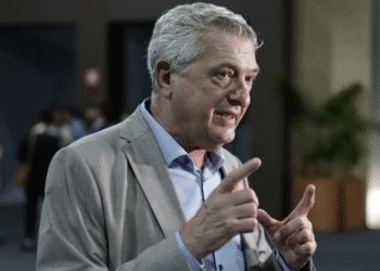 El éxodo de venezolanos sigue estable desde los ataques de EEUU en el Caribe, según Acnur