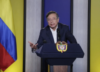 Petro ordena suspender el intercambio de inteligencia con EE.UU. por los ataques a lanchas