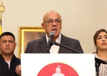 Jorge Rodríguez denuncia que hay venezolanos entre las víctimas de ataques de EE.UU. a lanchas