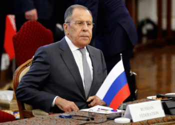Lavrov niega que Venezuela haya solicitado ayuda militar a Rusia