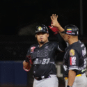 Leones doblega a Tigres en un duelo felino de la LVBP