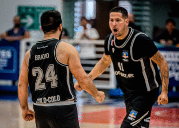 “Lobo” Mérida liquidó a La Católica y metió a Colo Colo en la final de conferencia
