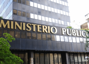 Fiscalía de Venezuela anuncia una investigación por el homicidio de exjugador de béisbol