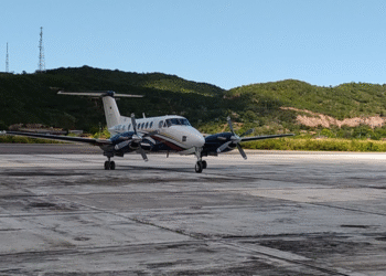 Piden a la población de la Troncal 10 que deje de pasar por la pista del aeropuerto de Carúpano
