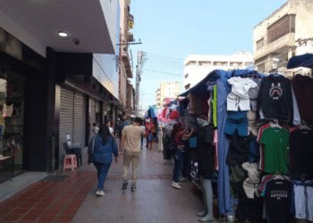 Reubicaron a vendedores informales en distintos puntos del centro porteño (+Fotos)