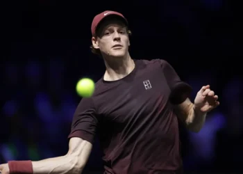 Sinner gana en París su primer Masters 1.000 del año y arrebata el número 1 a Alcaraz