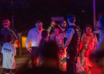 Al menos 16 muertos, entre ellos una niña, y 40 heridos en el atentado en Sídney