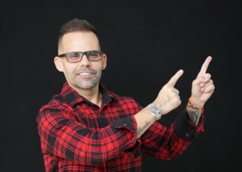 Alejandro Pérez supera los $80 millones en Amazon FBA y forma a cientos de emprendedores latinos desde Miami